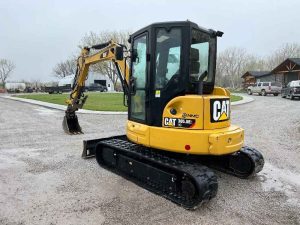 2019cat305.5e2miniexcavator_172238926a6b4945b0fb6185f861e3c1