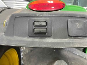 mfwdtractor-32_3651b02b86c742359af63051f15d075b